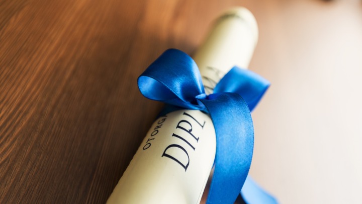 Povećano interesovanje za verifikaciju srpskih diploma na KiM, Simić (Srpska lista) ne vidi potrebu za tim