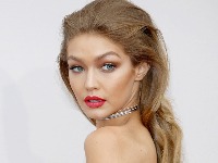 Điđi Hadid progovorila o Epstinovim dokumentima: „Nikad nisam upoznala to čudovište“