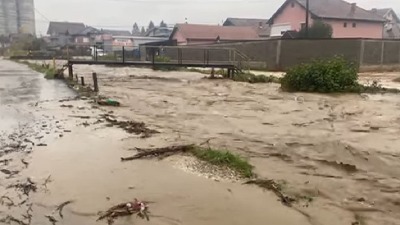 Nabujale reke u Pazaru, vojsci naloženo da pomogne