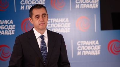 Nikezić: U vrhu Vučićevog režima svesni da odbrojavaju "sitno" dane na vlasti