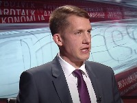 Pastor čestitao pobedu Peteru Mađaru, zahvalio biračima iz Vojvodine