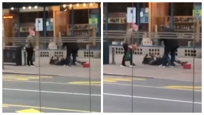 Pomahnitali muškarac ide ulicom i udara žene (FOTO)