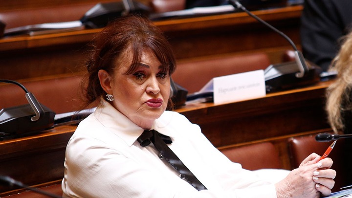 "Sramota je nazvati borbu za terapiju - popularnom": Majka koja "popularno" leči dete uputila oštru poruku Nadi Macuri