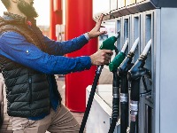 Vozači u problemu: Od ponoći skuplje sve vrste goriva