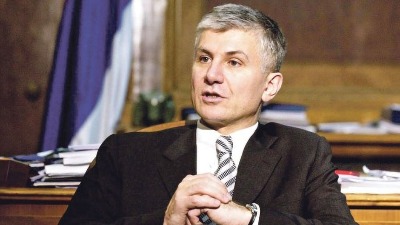 "Javnosti fale ljudi jakog karaktera": Reizdanje knjige "Zoran Đinđić"