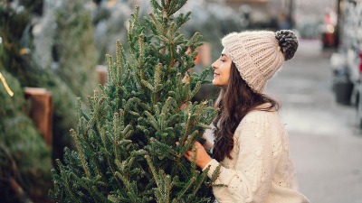 Kada je pravo vreme da okitite jelku? Ovih 5 datuma donosi novac, ljubav i sreću u vašu kuću