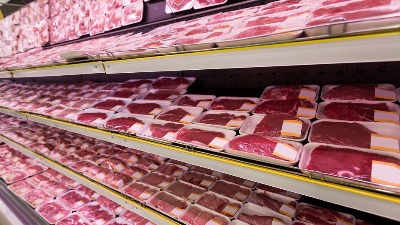 Srbija uvozi meso i mleko i to nas mnogo košta