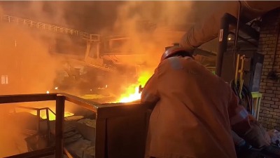 Novi detalji o nesreći u Železari Smederevo: Radnik se bacio pod teretni vagon?
