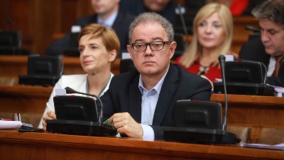 Lutovac citirao uvrede Dragana J. Vučićevića na račun rektora Đokića, odmah mu isključili mikrofon (VIDEO)