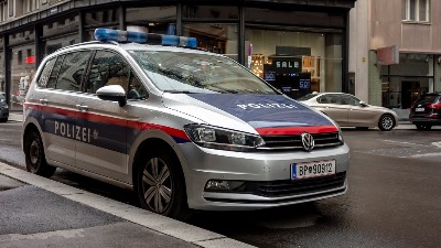 Pijan i drogiran Srbin upao kod komšinice u stan, kaže da ga je zvala u "trojku"