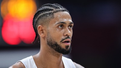 Olimpijakos slavio pred Zvezdu: Pariz bez rešenja u Pireju