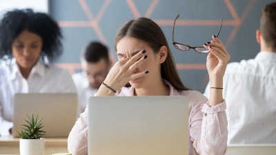 Reč stručnjaka: Kako savladati popodnevni umor na poslu?