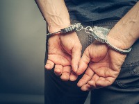 Lisice za biznismena iz Subotice: Lažirao papire za polovne automobile