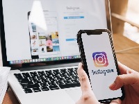 Portal Zoomer strahuje da će im biti ugašen Instagram nalog: Zapratilo ih hiljade lažnih pratilaca