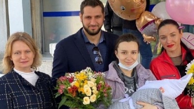 Pobegla iz Ukrajine, pa bebu rodila u Podgorici