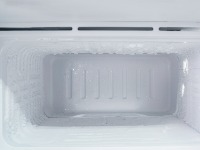 "Mnogi to rade pogrešno": Žena pokazala kako se PRAVILNO koristi strugač za led (VIDEO) 