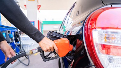 Građani Srbije toče najskuplje gorivo u regionu