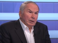 Montgomeri: Čestitam na dobrom poslu sa protestima, ali to nije "obojena revolucija"