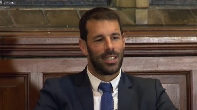 Rud van Nistelroj napustio Mančester junajted