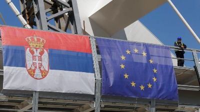 MONARHISTI: Ohrabruje izveštaj da smo sve dalje članstvu u EU