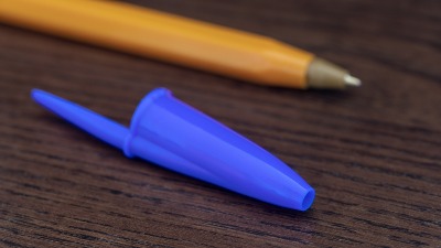 OLOVKA KOJA NE PIŠE Ali, umalo ostao bez šake