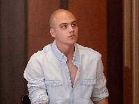 Miodrag Dragičević objavio fotografiju iz detinjstva: Sa njim na slici i poznata glumica (FOTO)