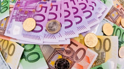Javni dug Srbije skočio na 33,3 milijarde evra