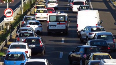 Ogromna gužva na auto-putu: Ovo je razlog (FOTO)