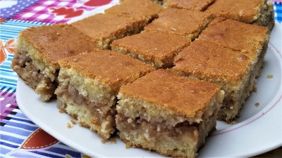 Lenja pita sa jabukama pravljena na starinski način! Topi se u ustima koliko je sočna 