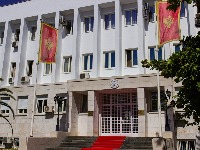 UDAR NA KORUPCIJU: Vlada menja Ustav, ministri bez imuniteta!