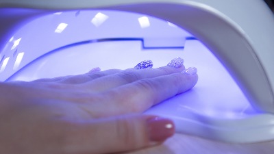 6 godina radila gel lak, kad je skinula: Užas! (FOTO)