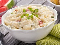 Bolja od ruske, gotova za 15 minuta – slavska salata koju morate da probate 