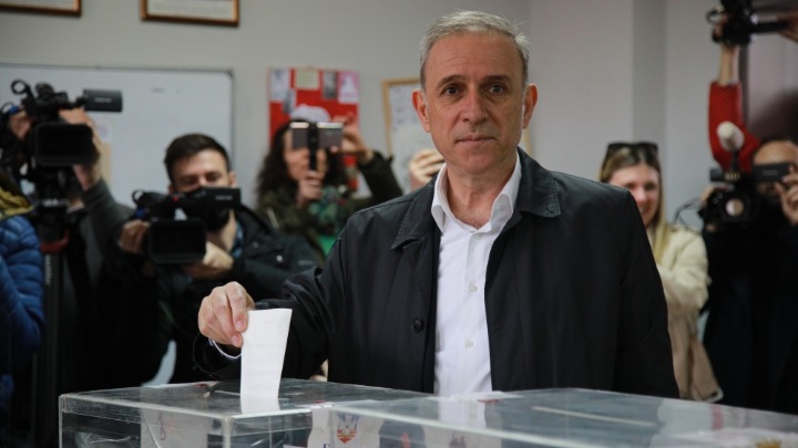 Zdravko Ponoš napustio Narodnu stranku