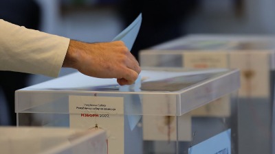 Danas u Srbiji parlamentarni, pokrajinski i lokalni izbori 