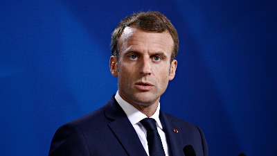 "Napadnuta je Evropa": Makron digao uzbunu, Francuska raspoređuje flotu (VIDEO)