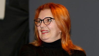 Retka fotografija Tanje Bošković i njene ćerke Lane Karaklajić: Glumice u zagrljaju punom emocija (FOTO)