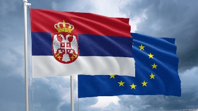 EU najviše ulaže u Srbiju, a vlast igra DUPLU IGRU i sve gura pod tepih