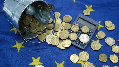 Finansijske POSLEDICE udaljavanja Srbije od EU