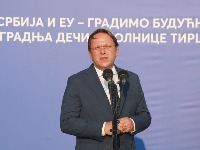 Skandal u EU: U kabinetu Olivera Varheljija vrbovali ŠPIJUNE