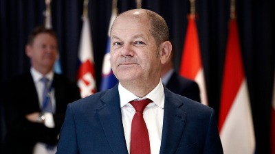 Šolc ponovo u trci: Kandidat SPD na prevremenim izborima