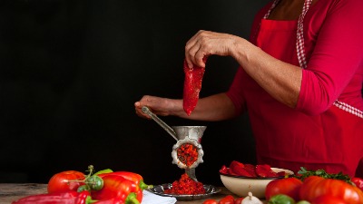 Ajvar gotov za samo sat vremena! Brzo i jednostavno, nema pečenja paprika