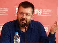 "Čedomir Antić će snimati podkast u biblioteci Narodne skupštine, gost Montgomeri"