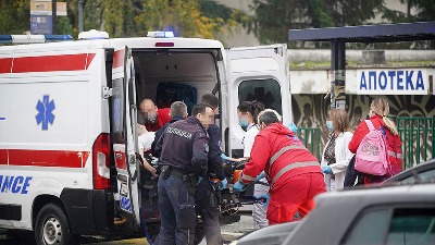 Još jedan udes na auto-putu, četvoro povređeno