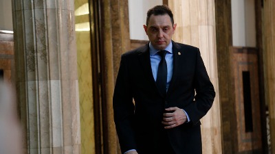 Vulin od sad može sam da dodeljuje nagrade i priznanja Vulin od sad može sam da dodeljuje nagrade i priznanja
