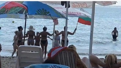 I Bugari imaju "Palmu": Zaigrali kolce na plaži (VIDEO)