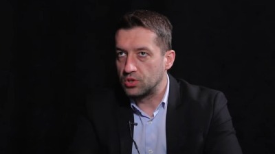 Novaković u razgovoru sa Šiderom - izborna krađa i Banjska razvlašćuju Vučića