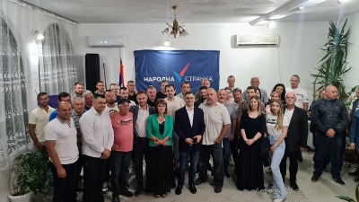Narodna stranka protiv spoljne politike EU!