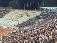 Haos u Humskoj: Tuča navijača Partizana (VIDEO)