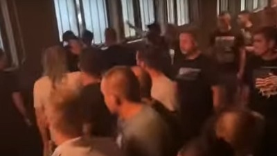 "Mamu ti je..." Navijači napadaju igrače Partizana (VIDEO)