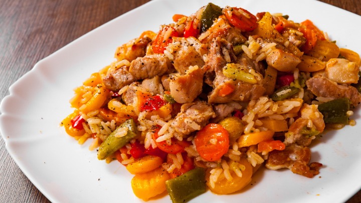 Brzinski đuveč sa kobasicom koji štedi novac i vreme